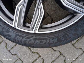 BMW 7 kola 20" G11 G12 letní pneu - 12
