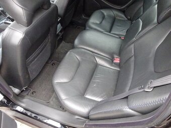 Volvo V70 2.4 D5 Combi r.v.2006 (stk:12/2026) 136 kw - 12