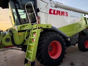 Sklízecí mlátička Claas Lexion 560, žací lišta V750 Vario, d - 12