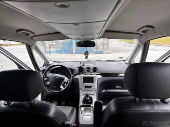 Ford Galaxy 2.2 tdci - 7 míst - 12