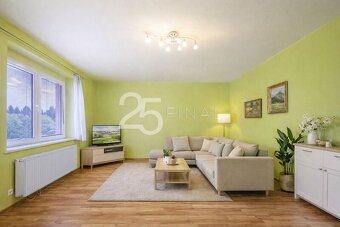 Multifunkční rodinný dům k prodeji se zahradou, k bydlení i  - 12