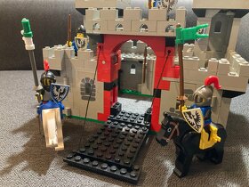 Lego sada 6073 Knights castle KOMPLETNÍ - 12