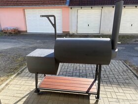 BBQ americky gril - Smoker - 12