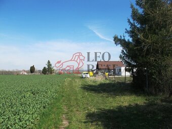 Prodej stavebního pozemku 1050m2, okr.Mladá Boleslav, možno  - 12