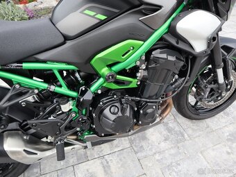 Kawasaki Z900 Performance, Candy Lime Green rv.7/2025 - 12
