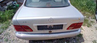 Mercedes w210 díly - 12