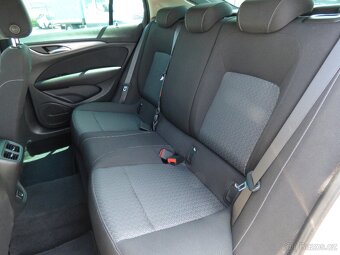 Opel Insignia 2,0 CDTI LED - 12