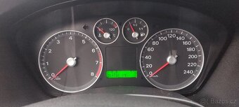 Ford Focus 1,6i 74kw - 12