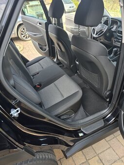 Hyundai Tucson 1,6 T-GDI - 12