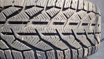 225/45 r17 zimní - 12