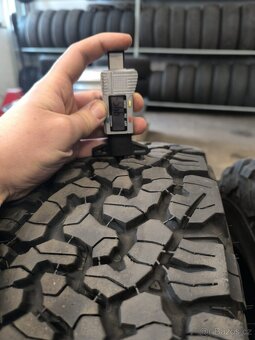 225/65 R17 BFGOODRICH - 12
