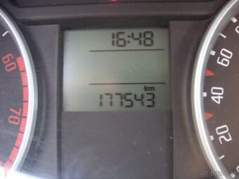 Škoda Fabia II 1.4i 16V 63kw - Serviska - 12