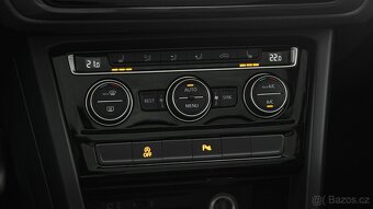 Volkswagen Touran, 2,0TDI/110kW 7.míst Tažné - 12