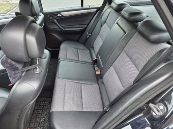 Mercedes-Benz C 220 CDI - 12