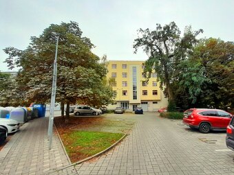 Prodej bytu 1+kk, 33 m2, Praha 4 - ul. Magistrů, Michle - 12