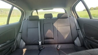 Nissan Almera 1.5 2005 - 12