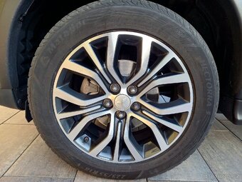 Mitsubishi ASX 1.6 benzín MIVEC 86 kw - 12