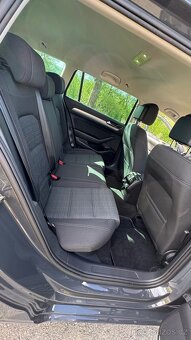 VW Passat B8 2.0 TDI 110kW DSG ACC Kamera Navi - 12