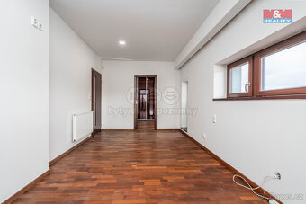Prodej rodinného domu, 272 m², Jeneč, ul. Západní - 12