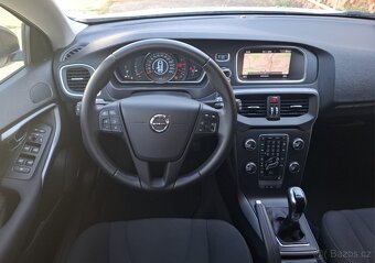 Volvo V40 Cross Country 2,0 D 88kW - 12