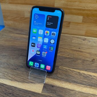IPhone 11 64GB, černý, 100% baterie (rok záruka) - 12