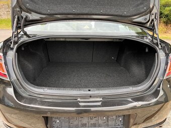 Mazda 6 2.5i,125KW,BOSE,XENON,KŮŽE,PDC,ALU,VÝHŘEV,SERVIS - 12