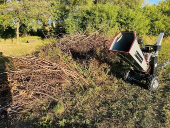 Štěpkovač větví LR 1500 E-start - 12