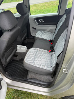 Škoda Roomster 1.4 63 kW benzín, 2008 - 12