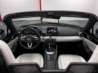 Mazda MX-5 2.0i 135kW roadster Revolution 24tkm DPH - 12