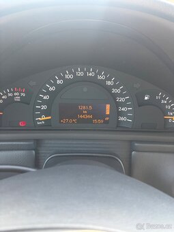 Mercedes Benz C180 2.0i benzin automat 95kw - 12