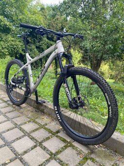 CTM Zephyr Pro 2020 – Trail / Enduro MTB kolo vel. XL, 27,5 - 12