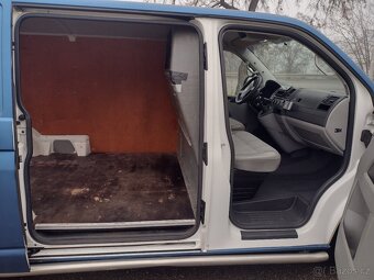 VW Transporter T5 2.0TDI - 12