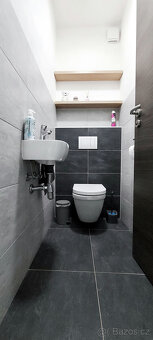 Holubice u Brna 3kk 72m2,zahrada,garáž,parkovací stání - 12