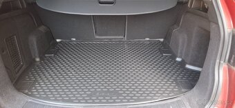 Land Rover Discovery Sport HSE 2,0 diesel, 4 x 4, Automat - 12