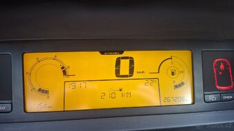Citroën C4 Grand Picasso 1,6 HDI 80kW, manuál, tažné - 12
