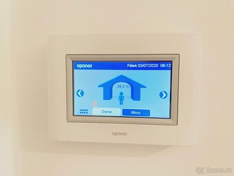 Prodej bytu 1+kk 45 m2 s balkonem, sklepem a garážovým stání - 12