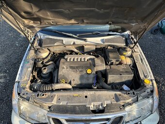 Saab 9-5 benzín 3l v6 s turbem - 12