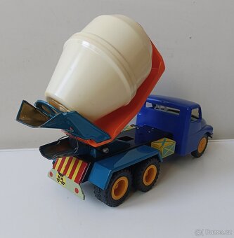 Tatra 138 míchačka KDN stará hračka Kaden - 12