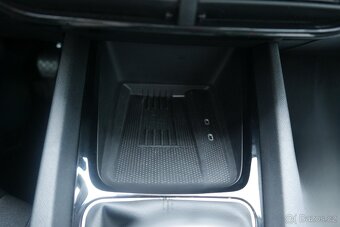 Škoda Octavia 1.5 TSI 110kW M6° Selection - 12