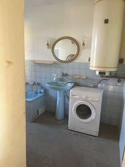 Prodej rodinného domu , celková plocha pozemku 1.279m² - 12
