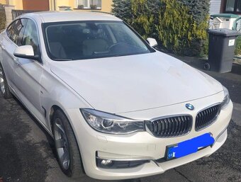 BMW 318d - 12