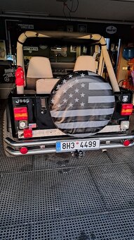 Jeep Wrangler YJ - 12