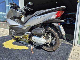 Honda PCX 125 - 12