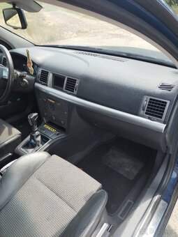 Opel Vectra C 1.8i GTS - 12