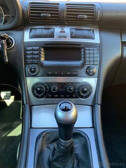 Mercedes C180 kompressor 105kW Avantgarde - r.v. 4/2005 - 12