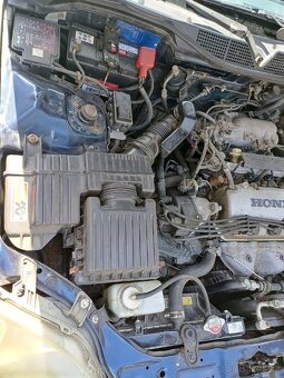 HONDA CIVIC 15i LS VTEC, 84kw - 12