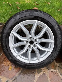 Zimní komplety / BMW X5 265/50 R19 - 12