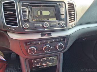 Volkswagen SHARAN 2,0TDI CUP103KW 7MÍST NAVI - 12