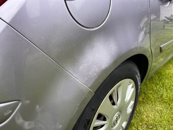 Opel Corsa D 1.2 16v - 12