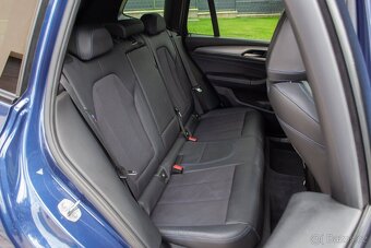 BMW X3 xDrive20d M-Packet A/T - 12